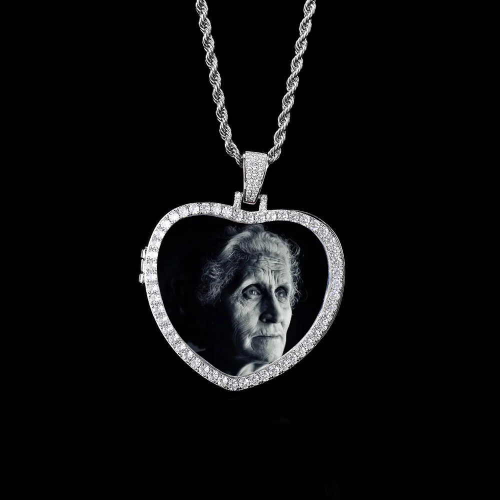 

Hip-Hop Fashion In Europe And The United States Hollowed Out Flip Heart Photo Pendant Micro-Set Zircon Photo Frame Necklace