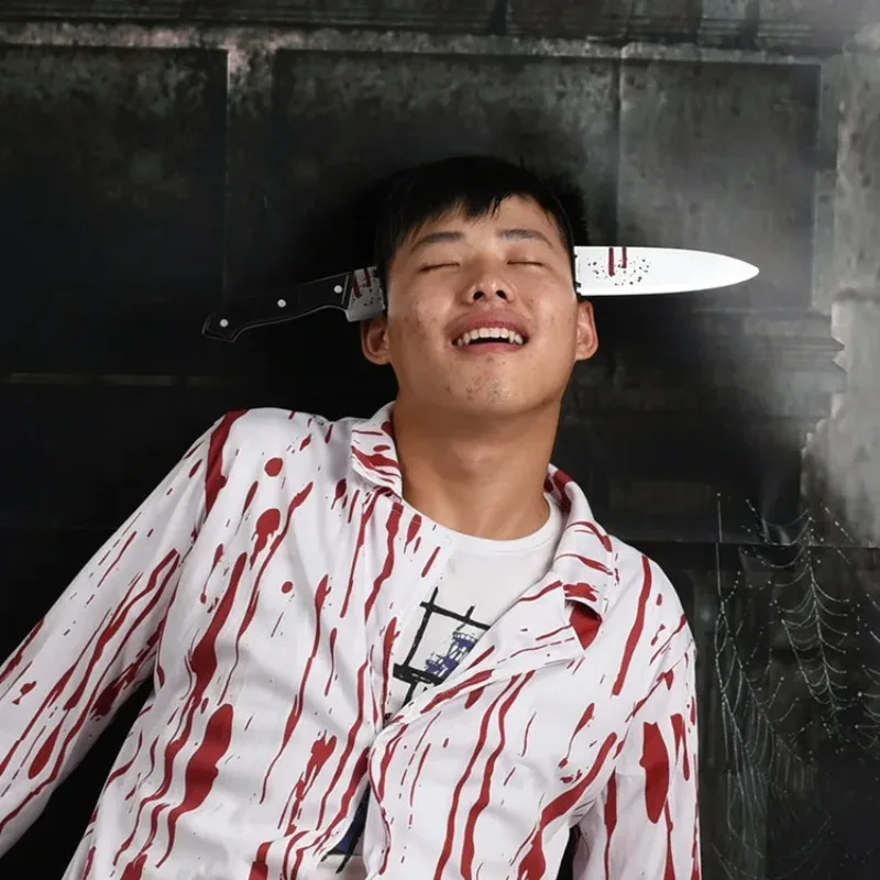 1 Pcs Dog/Cat/Pet Halloween Funny Scary Toys Halloween Perform Props Plastic Ax Saw Nail Knife Headwear Blood Scene Party Favors