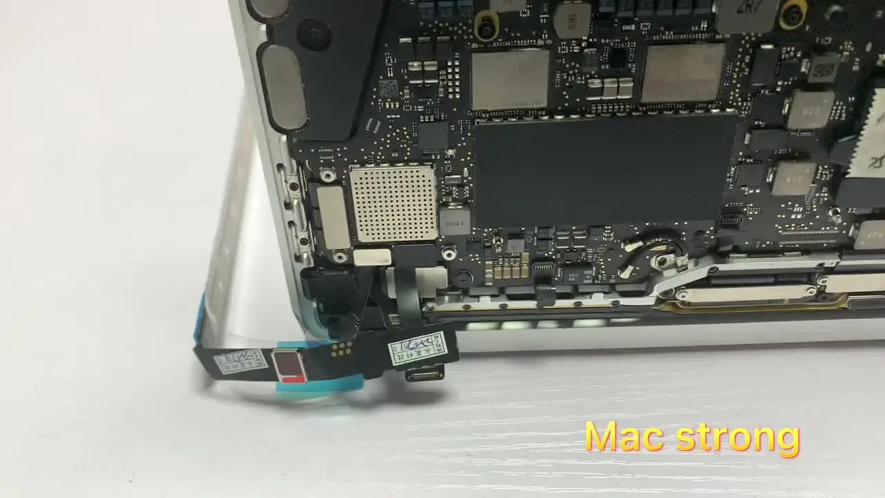 オリジナル A2338 タッチバー 2020 年 MacBook Pro Retina M1 13