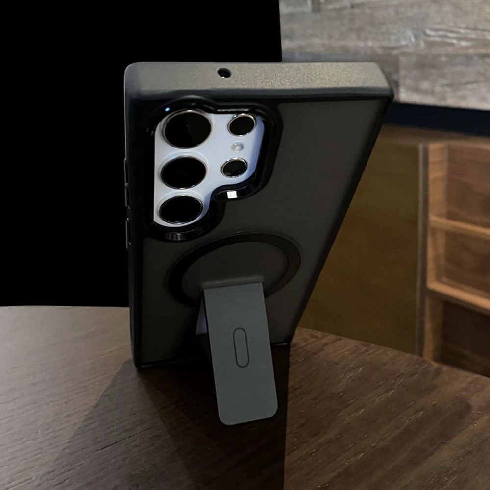 Luxury Folding Stand Magnetic Phone Case with Matte Translucent Back Cover