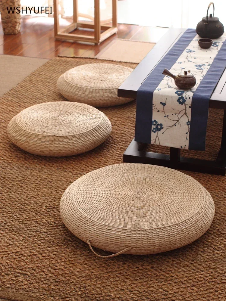 Japanese-style futon straw cushion on the ground thickened round tatami cushions home portable sitting cushion meditation mat 3