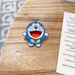 Adorable Doraemon Alloy Badge - Fashionable & Creative Backpack and Clothing Accessory Gift (B)