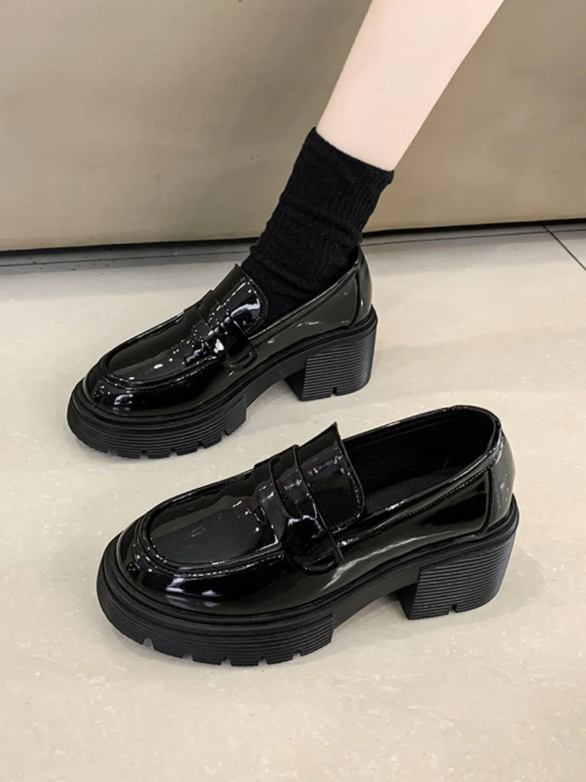 

Туфли-Лоферы женские из лакированной кожи, балетки, оксфорды, круглый носок, без застежки, повседневная обувь в британском стиле преппи, D