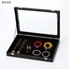 Boîte à bijoux noire avec couvercle, pour collier, bague, boucle d'oreille, Bracelet, affichage de rangement, cuir anti-poussière, Style décontracté, Surface dure
