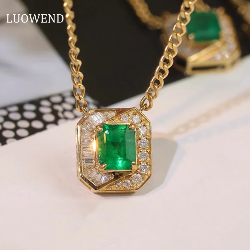 LUOWEND 18K Yellow Gold Pendant Necklace Real Diamond Pendant Women Emerald Necklace Exquisite Gemstone Jewelry