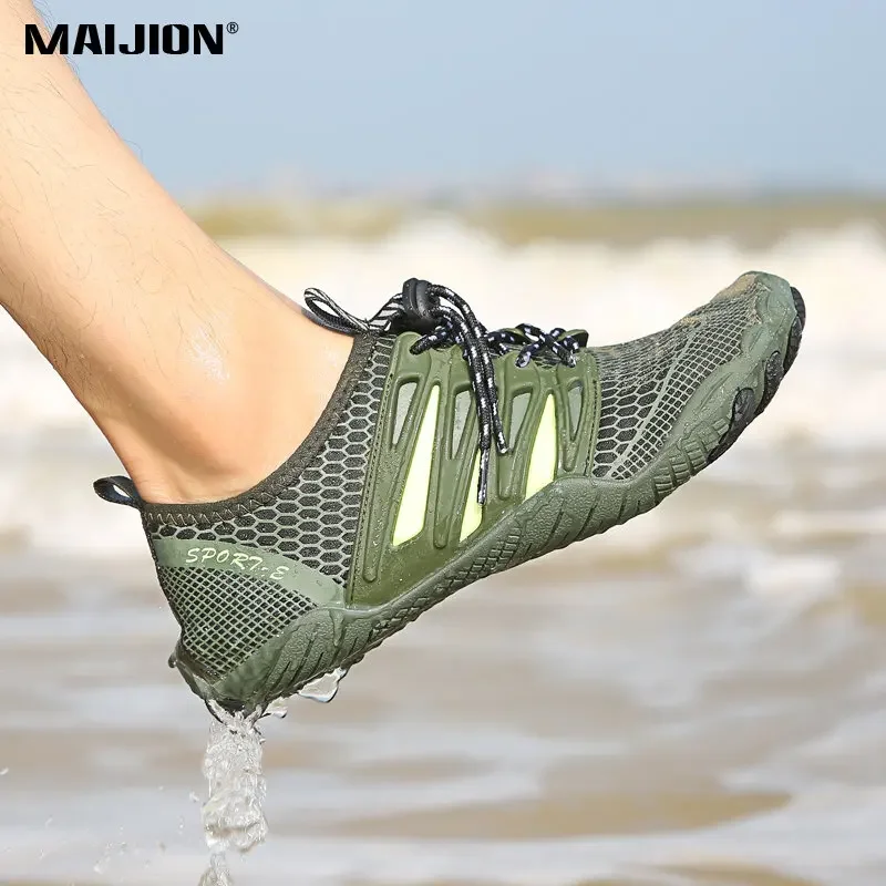 Mens Quick-Dry Wearproof Barefoot Beach Shoes Breathable Non Slip Womens Water Shoes Seaside Upstream Aqua
