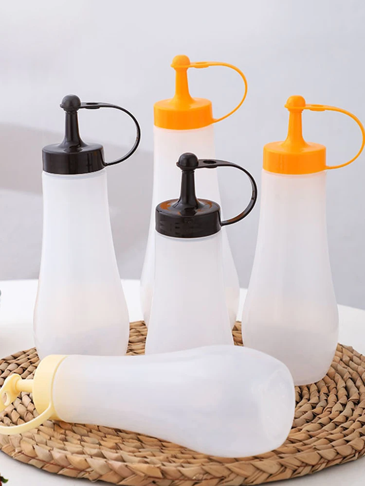 1PC Condiment Squeeze Bottles Enduring Plastic Squeeze Squirt Bottle for Ketchup BBQ Sauces Syrup Condiments Dressings