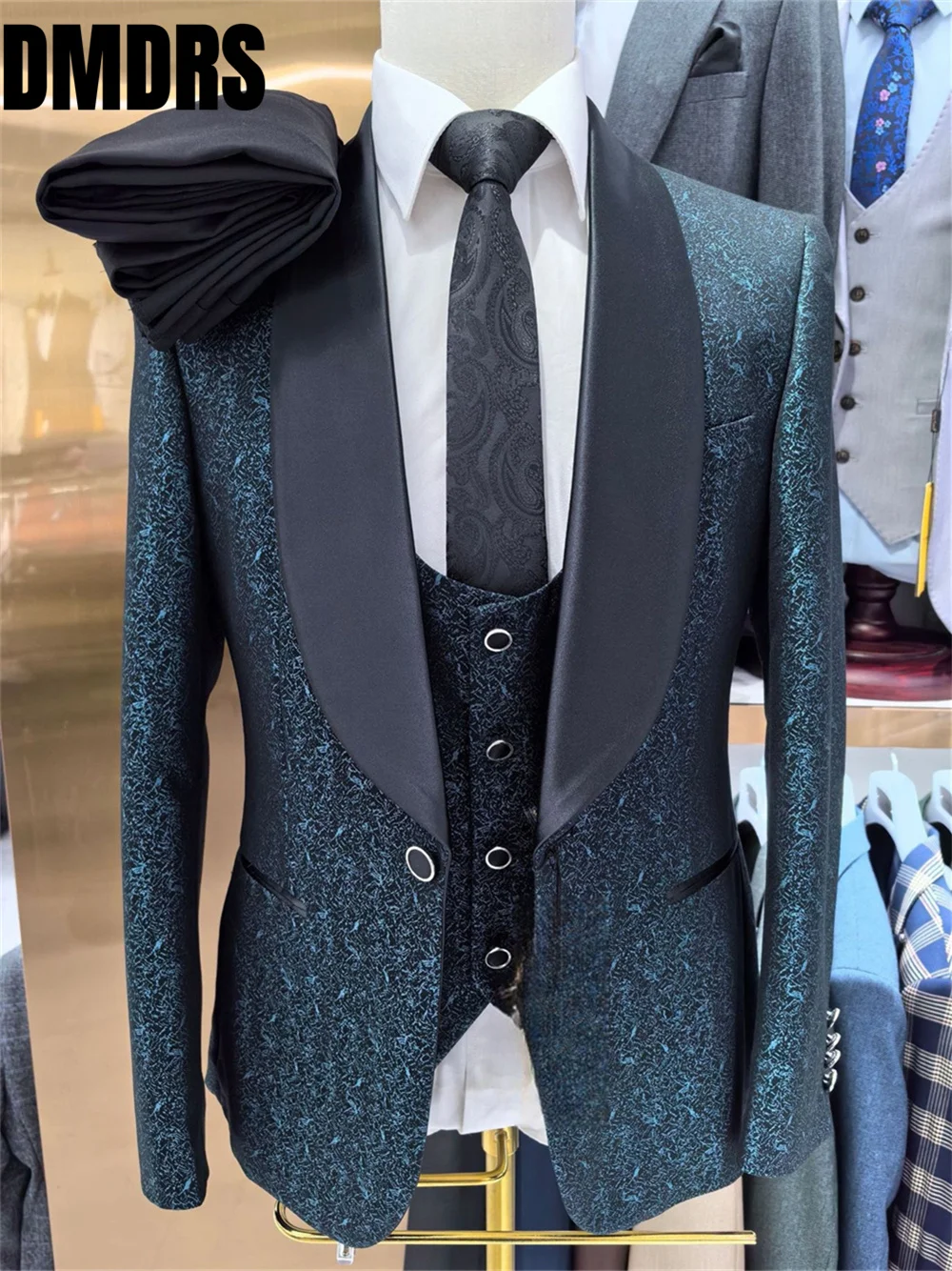 Stylish Jacquard Men's Suit set For Formal Office Classic Single Breasted Suit Handsome Wedding Suit Host Suit Blazers Pant Vest