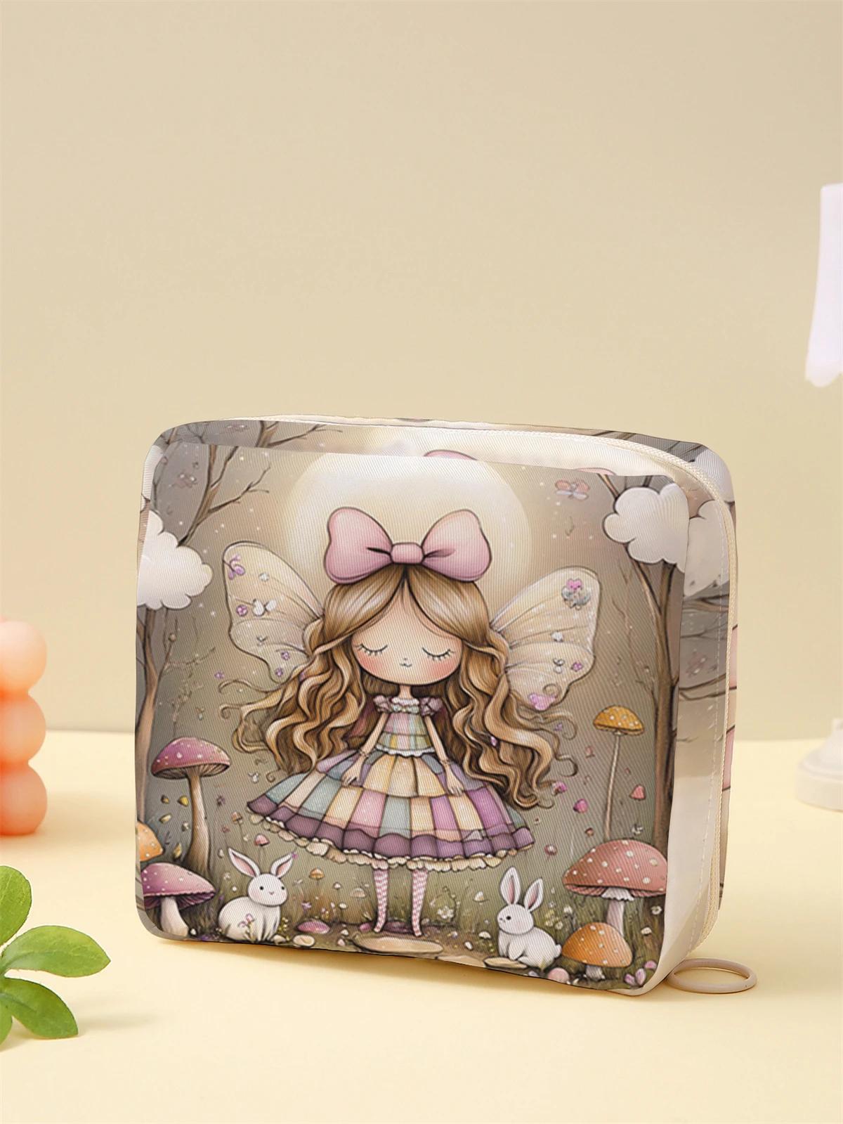 Cartoon girl printed sanitary napkin storage bag, women's lightweight tissue bag, sanitary tissue bag
