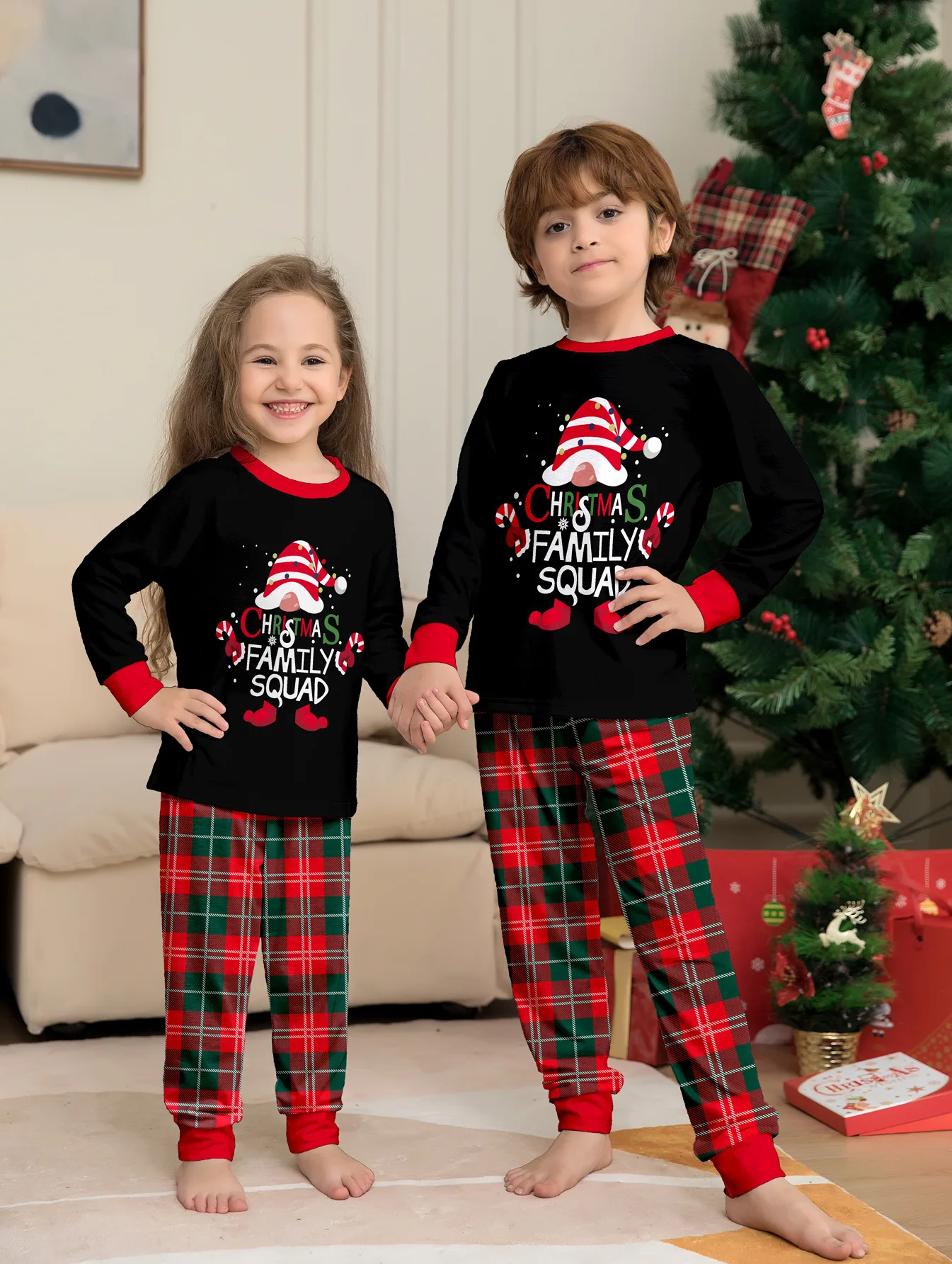 Christmas Family Outfit Mom Daughter Dad Son Family Matching Pyjamas Set Soft long sleeved pyjamas Cute baby and dog jumpsuit 3