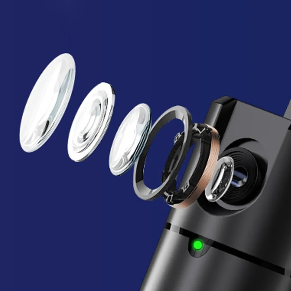Gimbal stabilisateur 360° avec suivi facial automatique, montrant le bras plié et les boutons de contrôle sur la poignée.