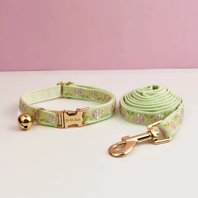 Adjustable Comfortable Cat Collar with Bell Personalized Pet Collar for Cats And Small Dogs metal hardware set cat collar 2