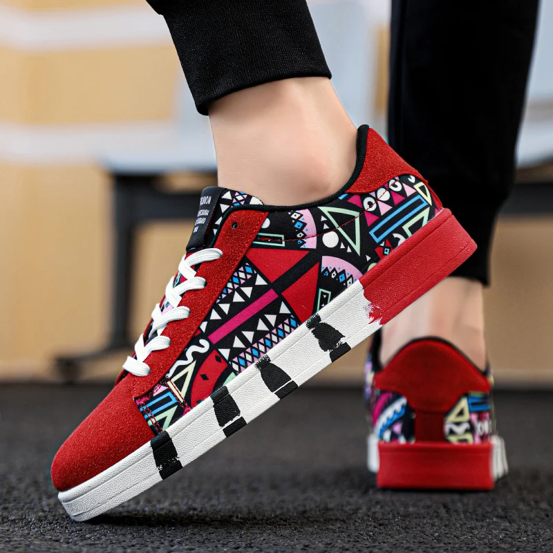 High quality Red Vulcanized Shoes For Men Unisex Casual Sneakers 46 Size Fashion Graffiti Flat Sneakers Men Skateboard Shoes 4