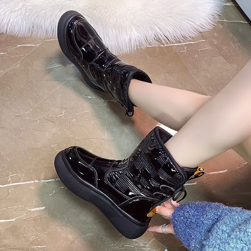 Waterproof Warm Ankle Boots Women Snow Shoes Platform Botas Mujer PU Leather Winter Thick Plush Boots Ladies 2023 New White