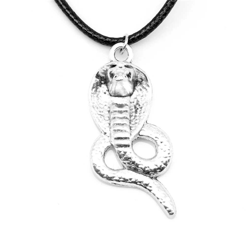 

1 Piece Eye Snake Choker Jewelri Make 19x41mm