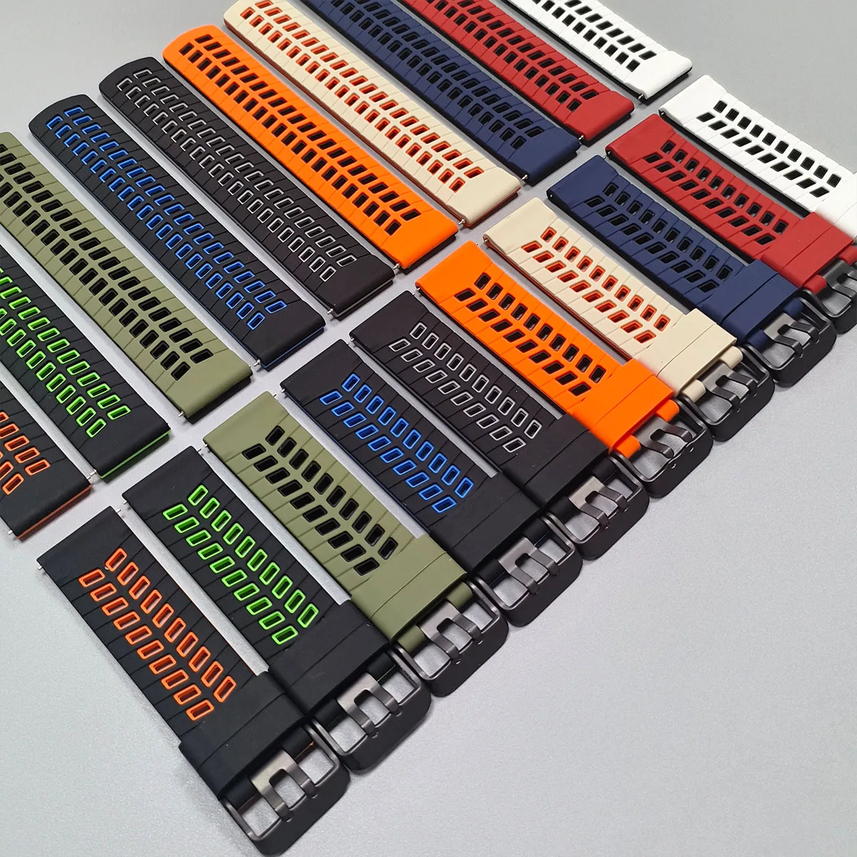 Versatile 22mm Silicone Smartwatch Band - Premium Design Bracelet