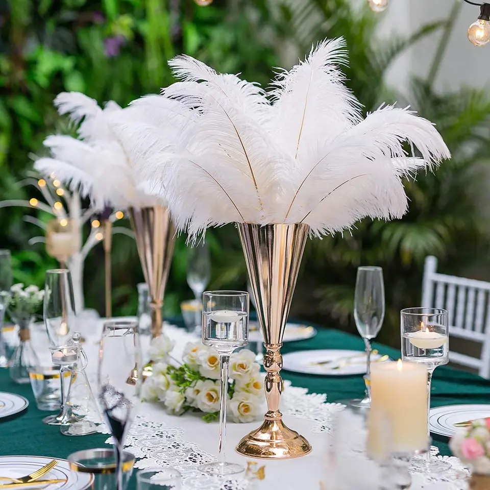 MWOOT Pack Of 10 Natural Ostrich Feathers, Bouquet Feather