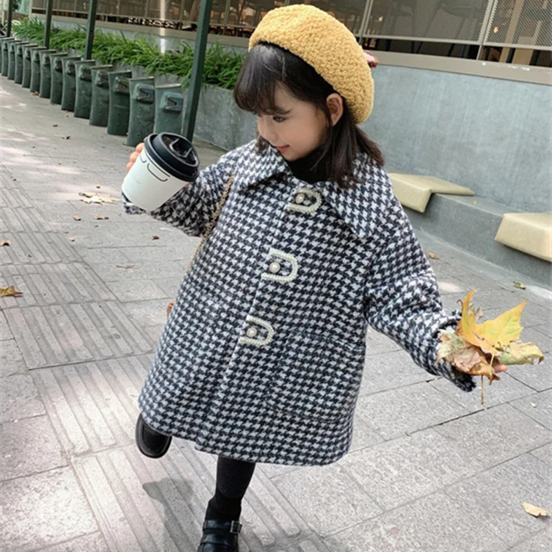 Рисунок 3 - Шерстяное пальто для девочек