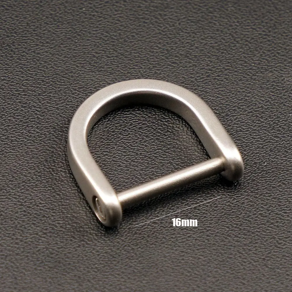 Titanium Alloy Outdoor Carabiner Hook and Bracelet Buckle Set