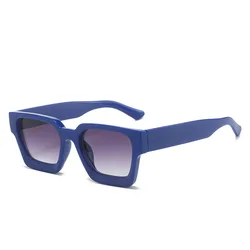 Luxury Retro Square Sunglasses - Unisex Designer Shades with UV400 Protection in Trendy Green (Blue Gray)