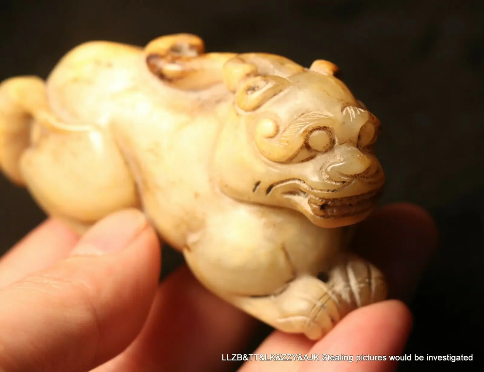 

Cool Looking Chinese Antique Old Hetian Jade Single Horn Pi Xiu Fortune God Totem Carving LZK Timestown 20201126A