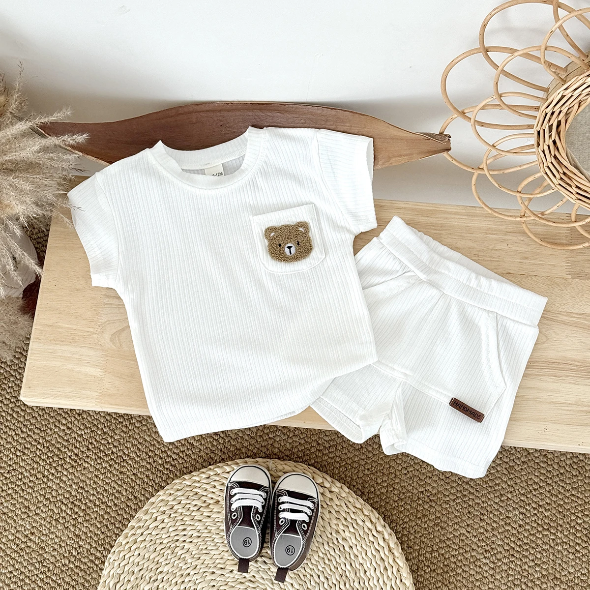 Slide image 5c78732a47aa44e59e568ee572c6e90e