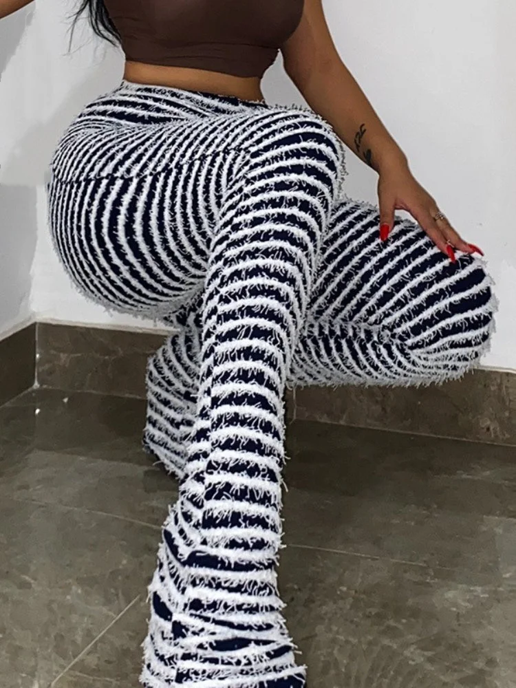 

2023 y2k Black and White Striped Knitted Stacked Pants Women Bottoms 2023 Streetwear Extra Long High Waist Flare Pants C66-EE42