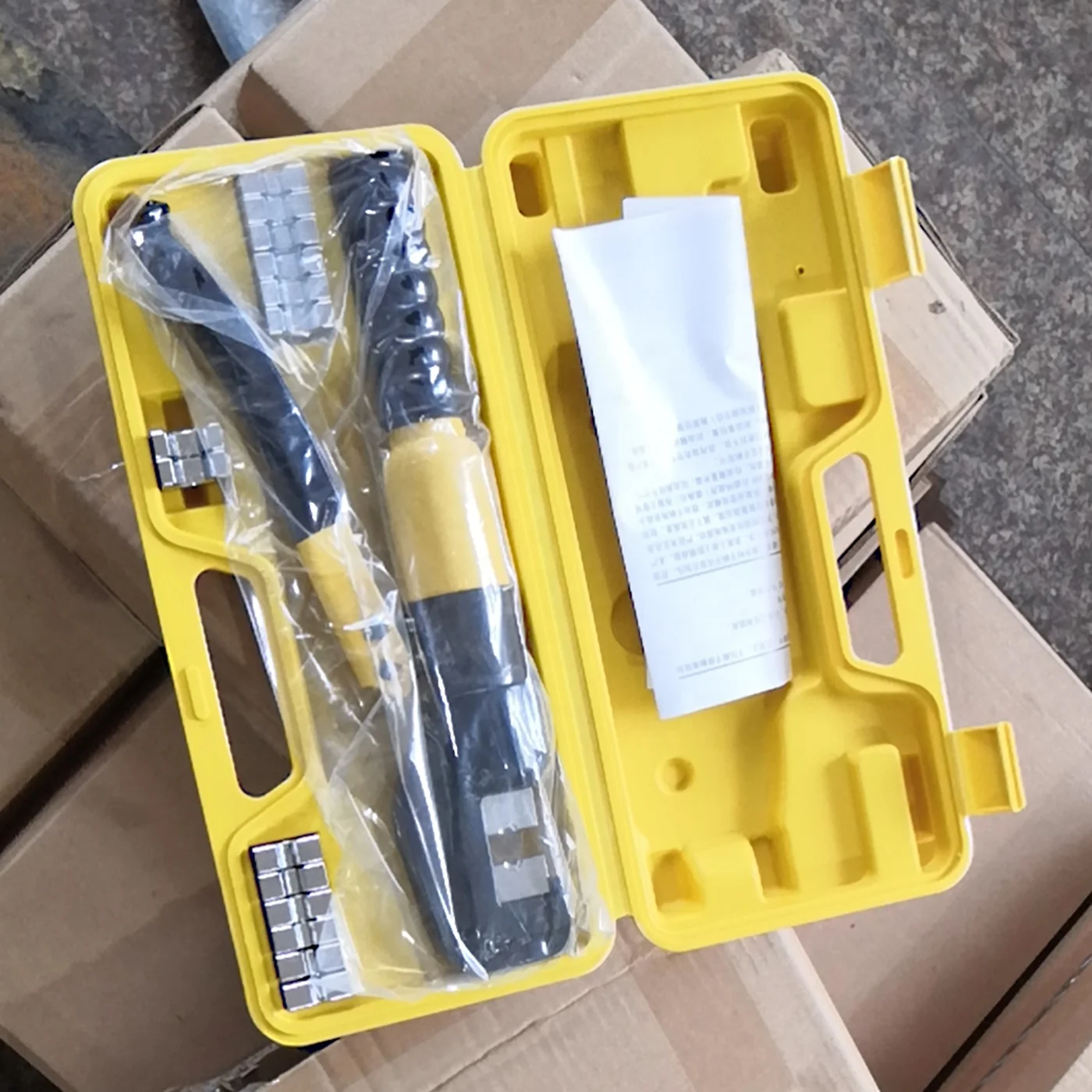 12T 16-240MM YQK-70 Manual Hydraulic Cable Lug Crimping Tool For Sale