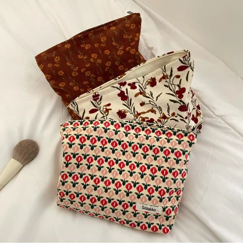 Travel Cosmetic Bag Beauty Storage Toiletry Bag Woman Toilet Wash Girl Corduroy Makeup Retro Flower Print Cosmetic Case