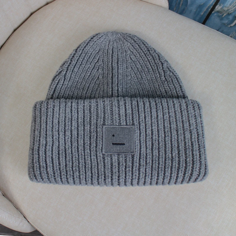 

Smiling Face Beanie Hats Wool Blended Knitting Winter Warmer Hats For Women Men Outdoor Knitted Thread Beanie Hats Chapeau
