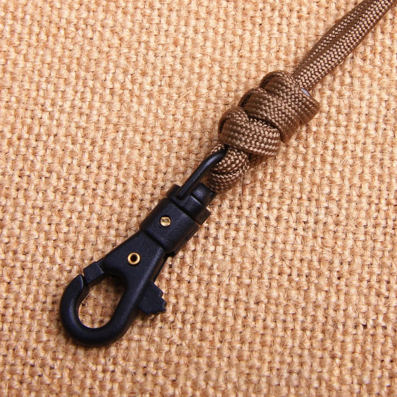Camping Hiking Outdoor Tools Triangle Buckle Paracord Keychain Key Ring Lanyard 