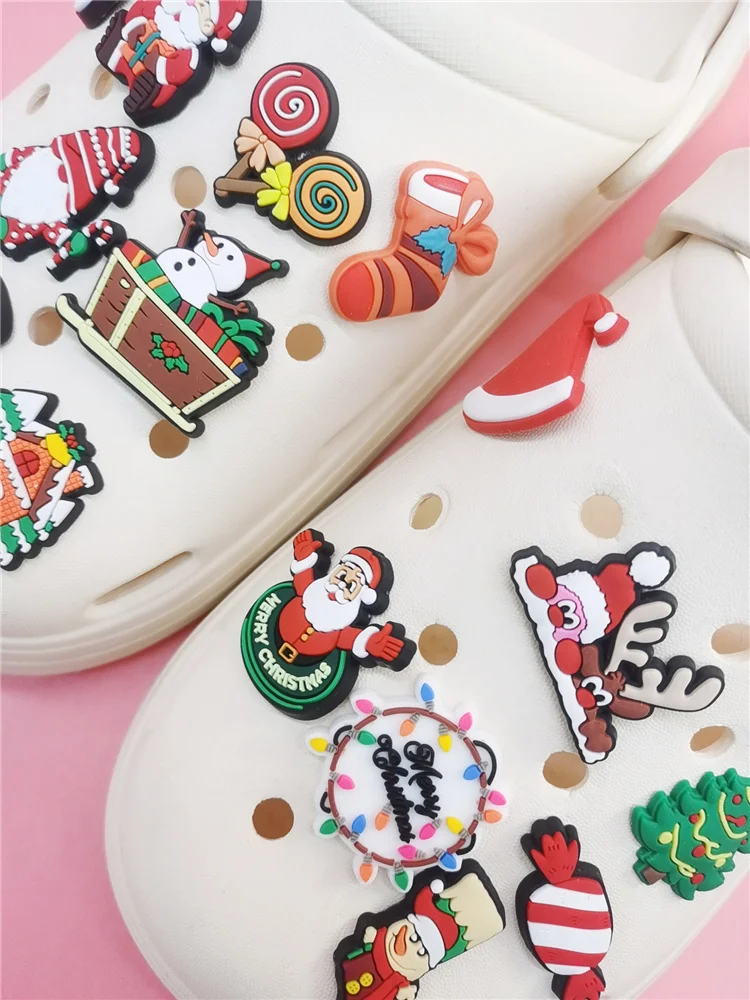 Kawaii Christmas Croc Shoes Charms Diy Combination PVC Buckle Decor Funny Women Clog Shoes Decoration Croc Accessories For Kids