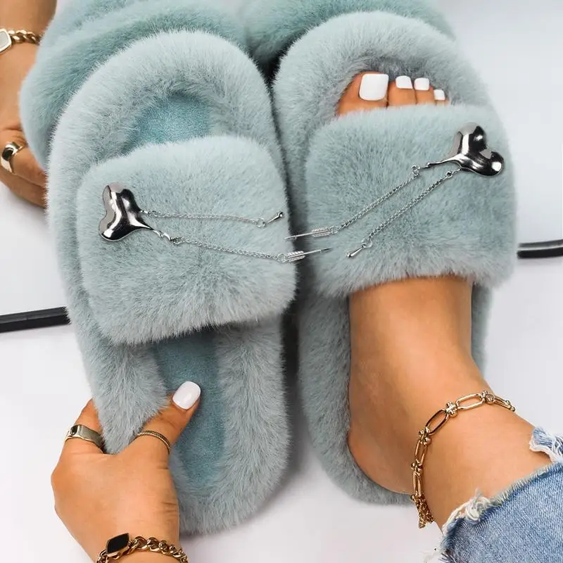 Fashion Winter Women Home Slippers Metal Love Tassel Pendant Decor Platform Furry Slides Fluffy Sandals Indoor Faux Fur Shoes