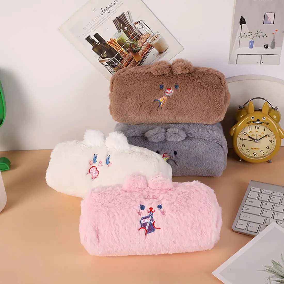 

HOT Portable Silicone Cosmetic Coin Pouch Zipper Bag Bear Pencil Case Pen Case