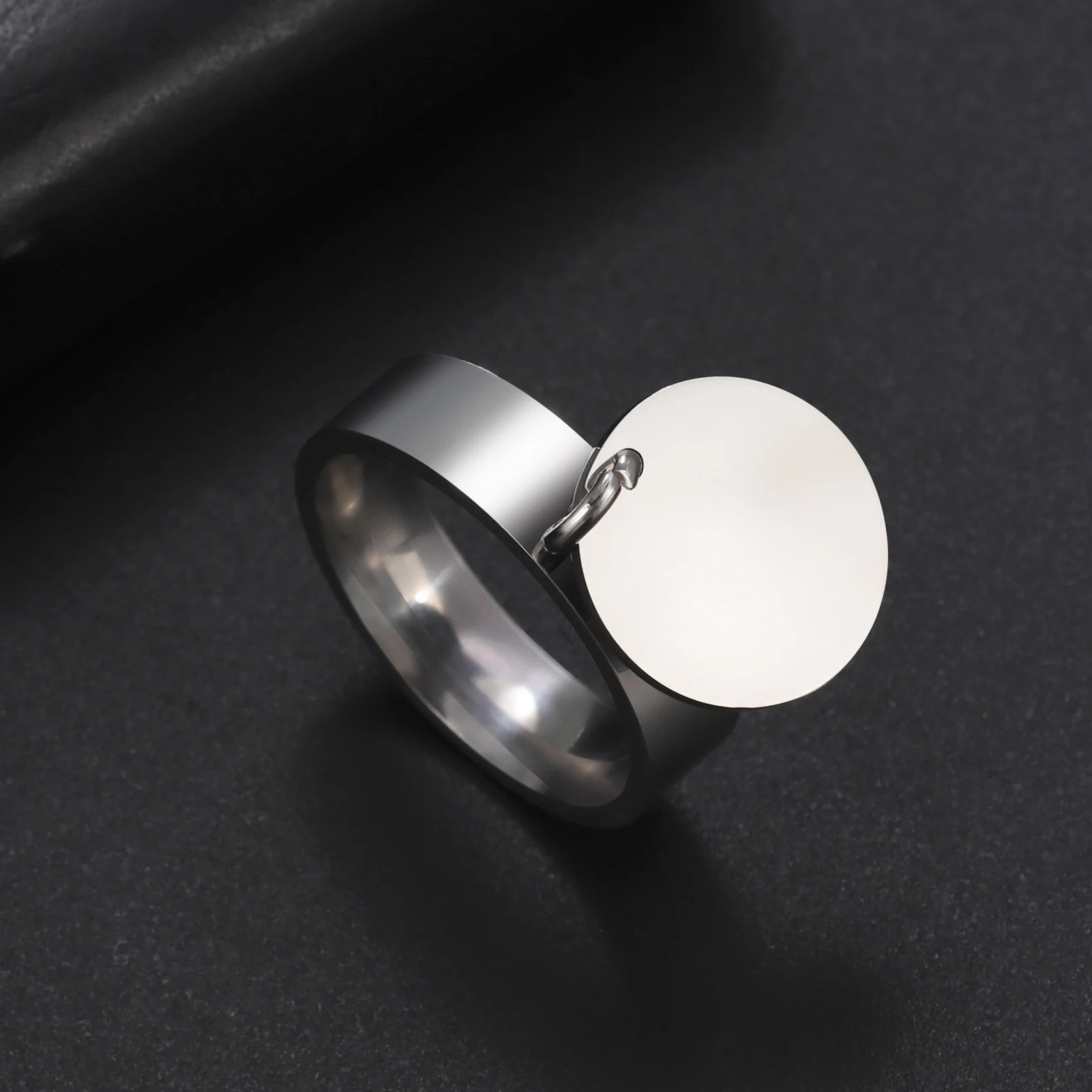 2025 Fashion Style Dreamtime stainless steel circular heart-shaped pendant Korean couple ring, jewelry, engagement gift_voghion.com