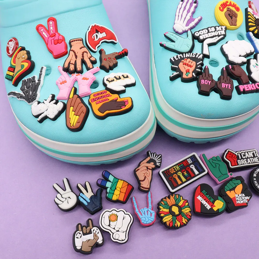 

50pcs PVC Garden Shoe Accessories Pink Black Skeleton Palm Fingers Shoe Decoration Fit Croc Jibz Charm Boys Girls Party Present