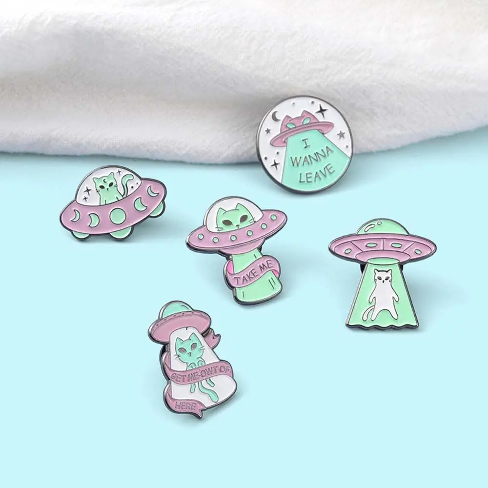 

Science Fiction Lapel Pin Alien Cat Jewelry Accessories Alien Cat Brooch Enamel Pin Brooches Pin Lapel Brooch