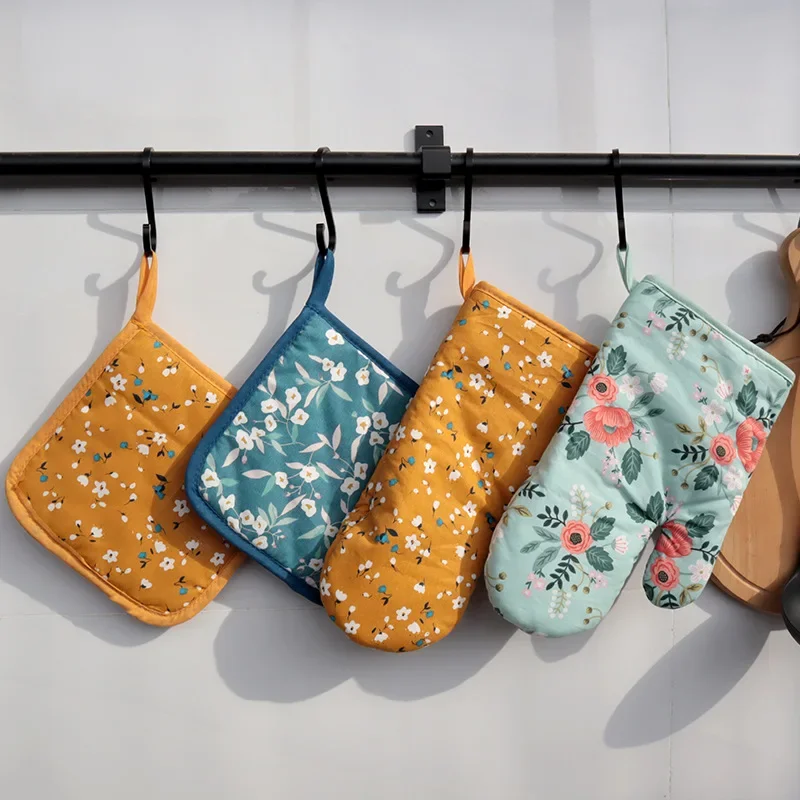 Anti-scalding Oven Gloves Mitts Kitchen Silicone Gloves Tray Dish Bowl Holder Baking Insulation Hand Clip Pot Holder