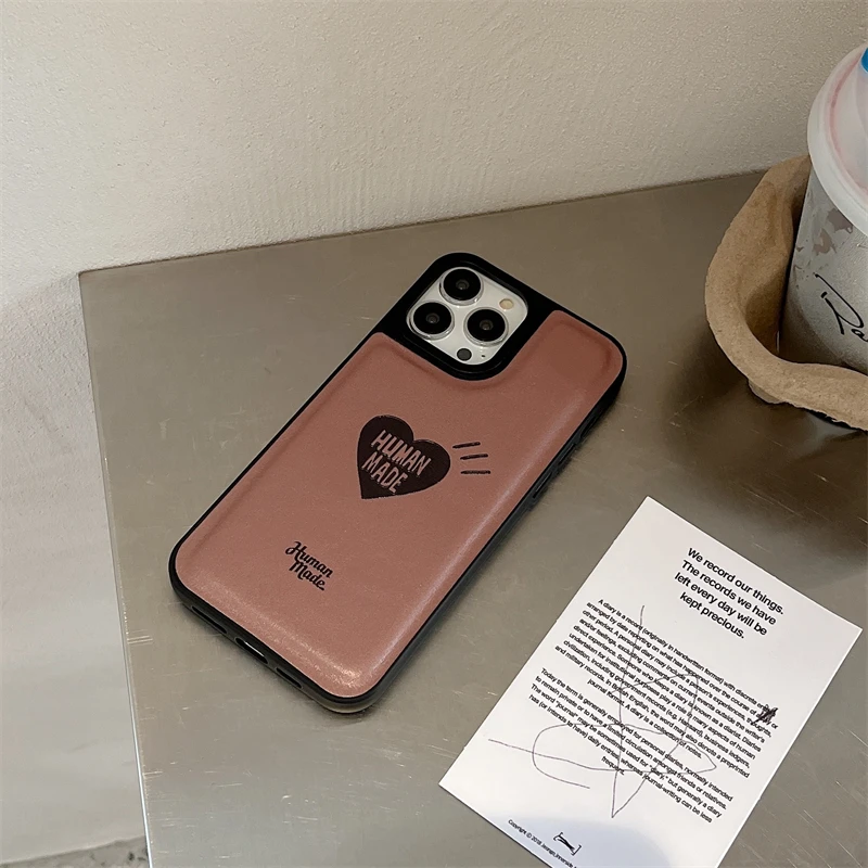 Рисунок 2 - Изготовленный вручную Apple iPhone14PROMAX