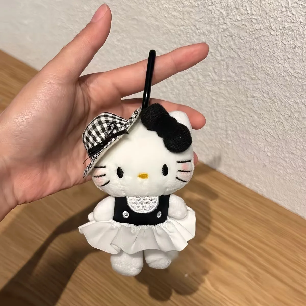 Sc51e501661ff4390a498d738a999a578B - Hello Kitty Merch