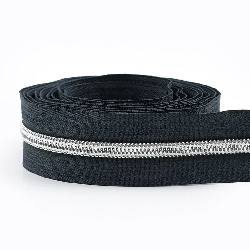 Durable Nylon Zipper for Sewing and DIY Projects