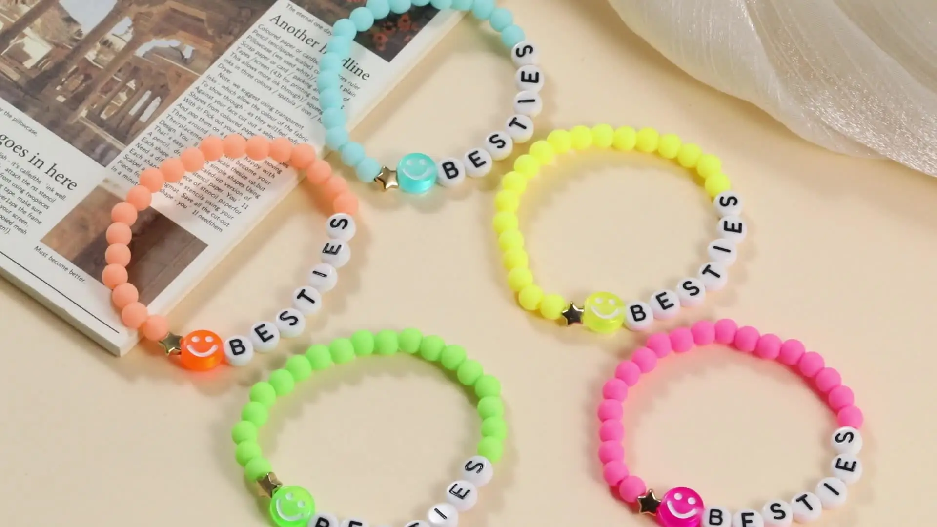 Sureio 24 Pulseras Coloridas De La Amistad De Bff Con Letras Y Corazón, Mejores Surfistas, Pulseras Elásticas De La Amistad Con Cuentas Para Mujeres, Regalos Para Adolescentes