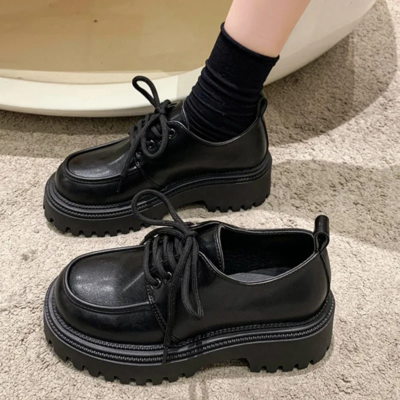 Women Oxford shoes Chunky platform Non-slip Lace-up Flats Thick bottom Patent leather Gothic shoes