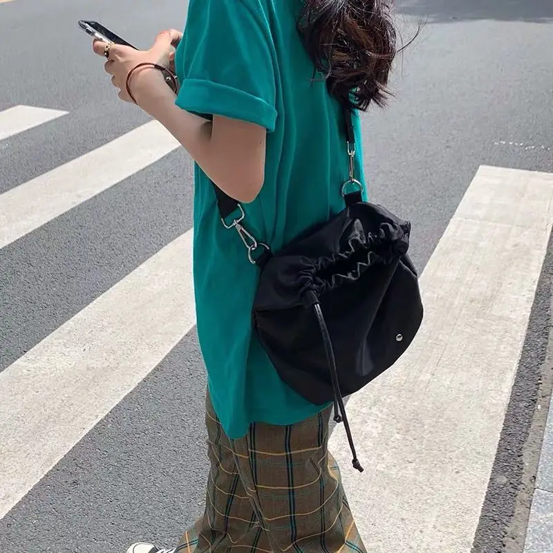 

Женская нейлоновая сумка-Кроссбоди на шнурке, крутые черные спортивные сумки-мессенджеры на плечо, женские повседневные мягкие сумки для девушек