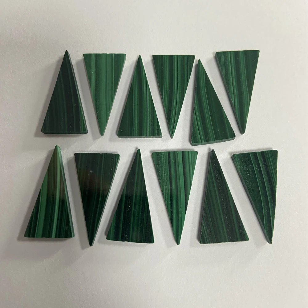 50 Pieces 1 Bag 22x11.5x2mm Big Triangle Slice Flat Natural Green Malachite Gemstone