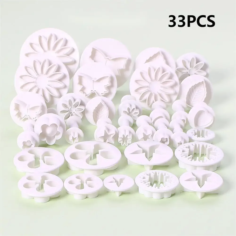 Description Picture 4 of itemPlunger Fondant Cutter Cake Tools Cookie Mold Biscuit Mould DIY Craft 3D Bakeware Sets New Baking Mold Pastry Pastry Shop
