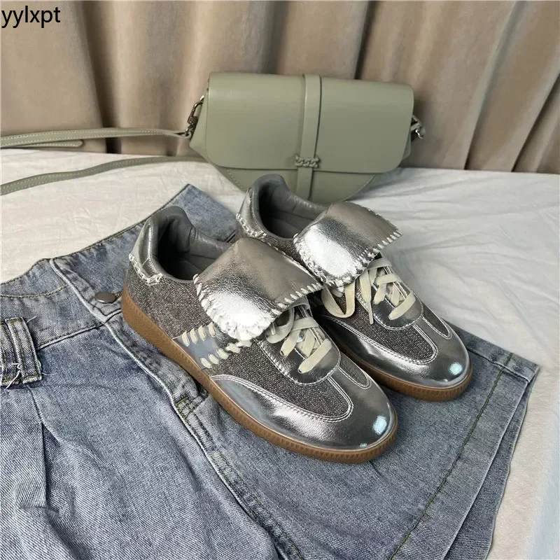 

Новейшие однотонные туфли Forrest Gump на плоской подошве со шнуровкой, женские модные повседневные туфли для скейтборда, Размеры 35-40