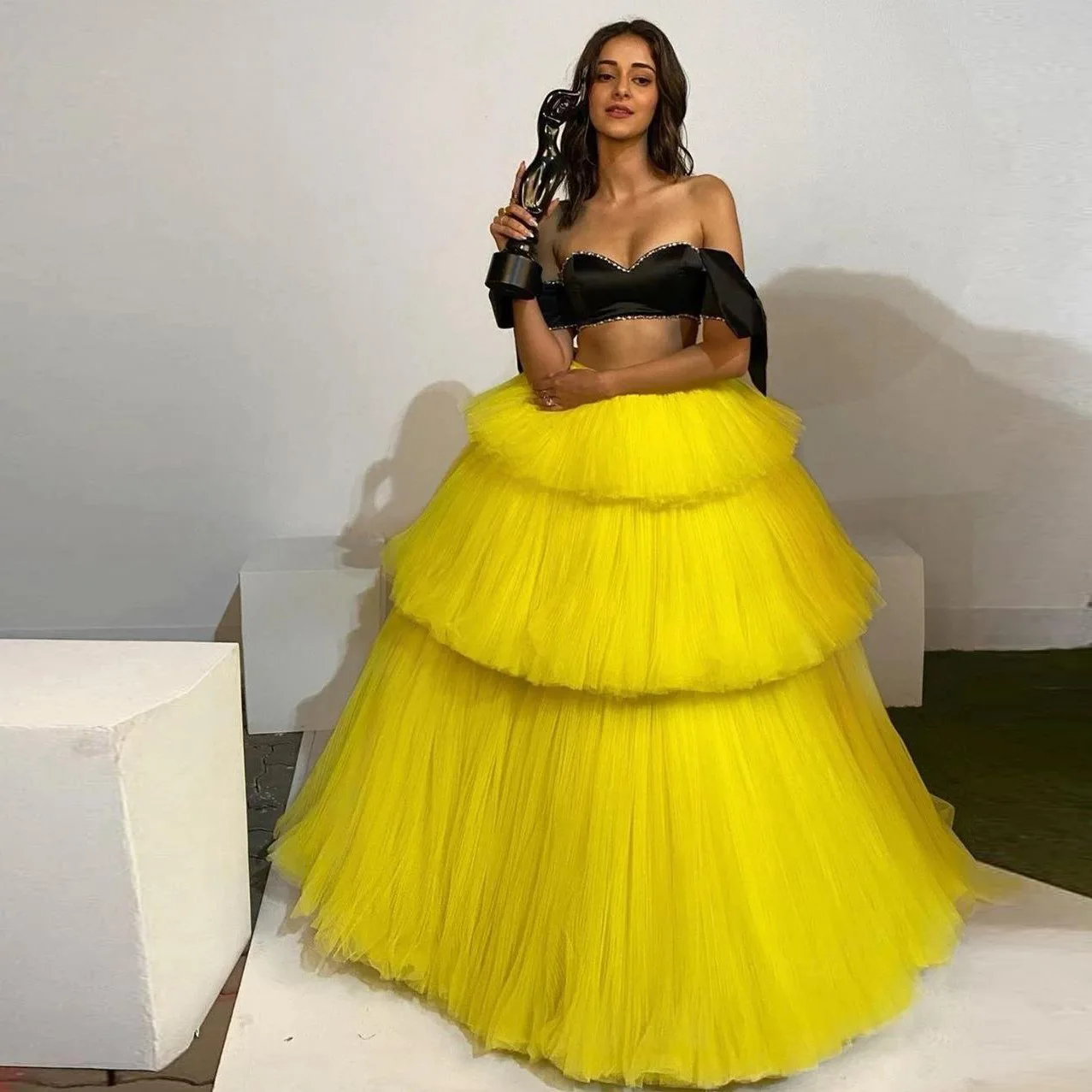 

GUXQD Yellow Tiered Fashion Evening Dresses Sexy Prom Party Gowns Vestido De Fiesta abendkleider robes de soirée