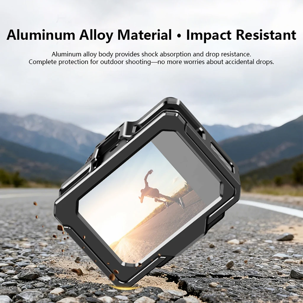 Cage de protection pour AKASO Brave 8 Lite installée sur une caméra, prête pour l'action, cadre robuste et sécurisé.