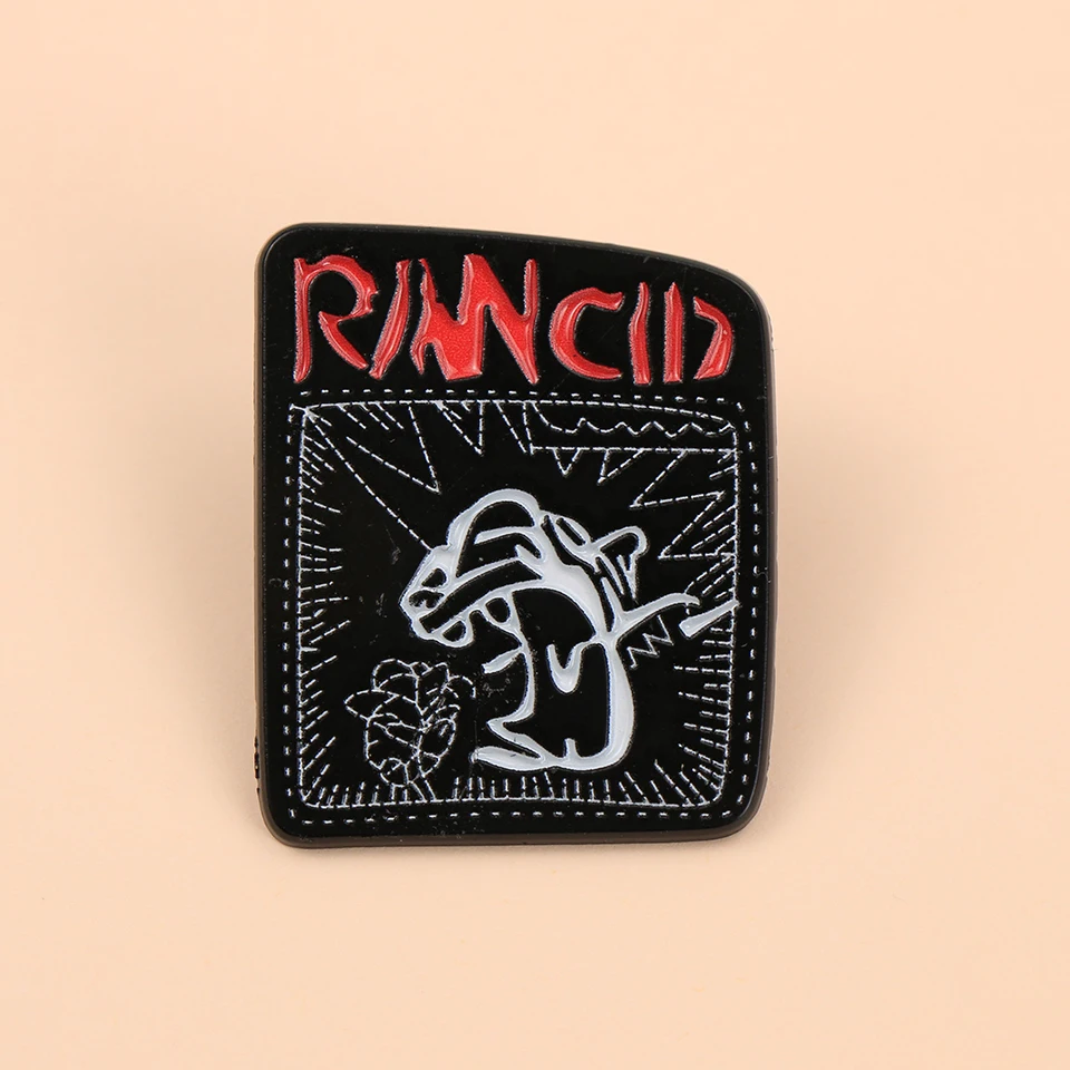 Die Punk Rock Band RANCID Emaille Metall Lustige Anstecknadeln Broschen Abzeichen Rucksack Kleidung Schmuck Geschenk für Musikfans Freunde